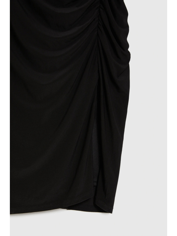 Moodo Testhez illeszkedő ráncokkal díszített ruha fekete Moodo