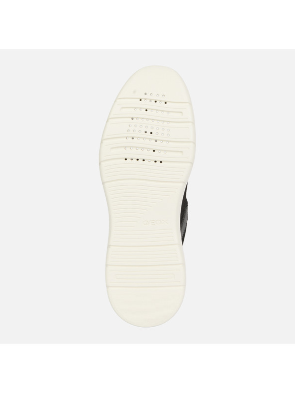 Geox Fekete női sportcipő Geox Plummery Plus