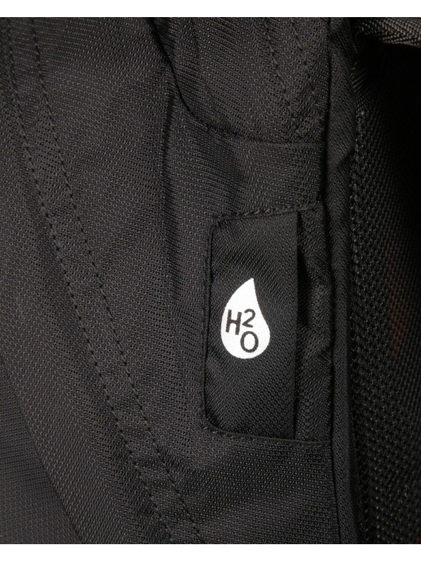 Kilpi Turisztikai hátizsák Kilpi RILA 30-U Fekete