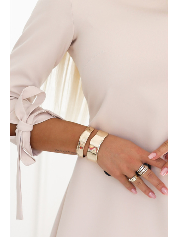 numoco ALICE Trapéz mini ruha masni és kötöző ujjakkal - bézs