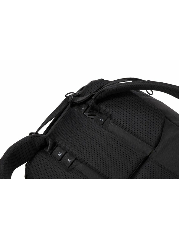 Thule Thule Paramount Commuter hátizsák 28 l TPBBP328 - fekete