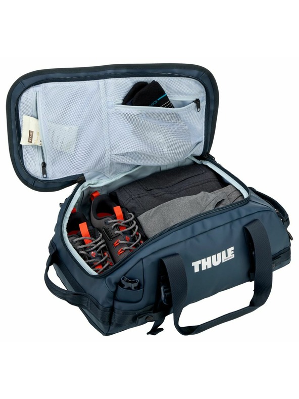 Thule Thule Chasm S sporttáska 30 L TDSD301 - Darkest Blue