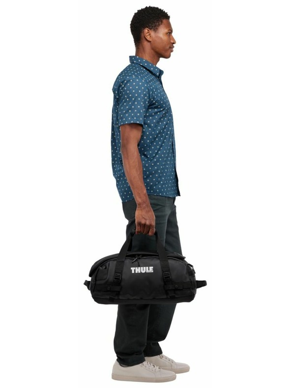 Thule Thule Chasm S sporttáska 30 L TDSD301 - fekete