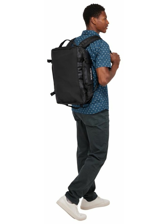 Thule Thule Chasm S sporttáska 30 L TDSD301 - fekete