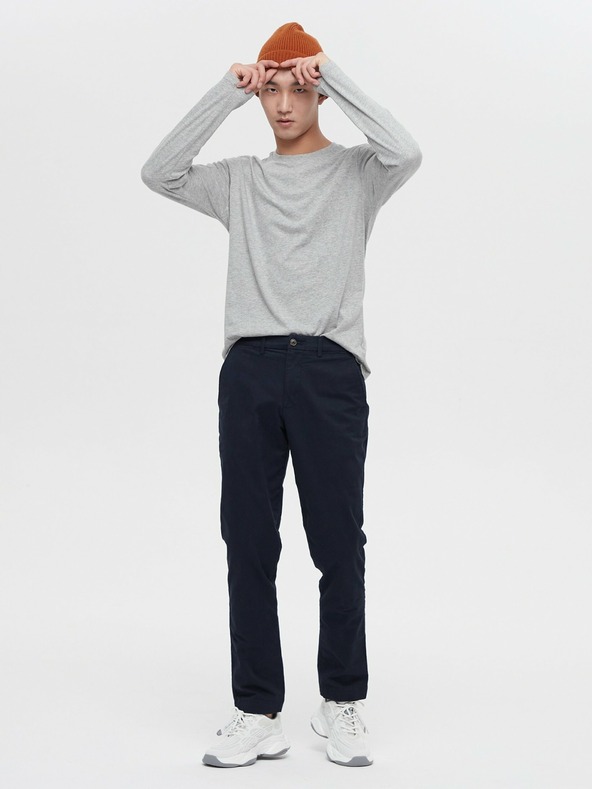 GAP Slim khaki nadrág GAP