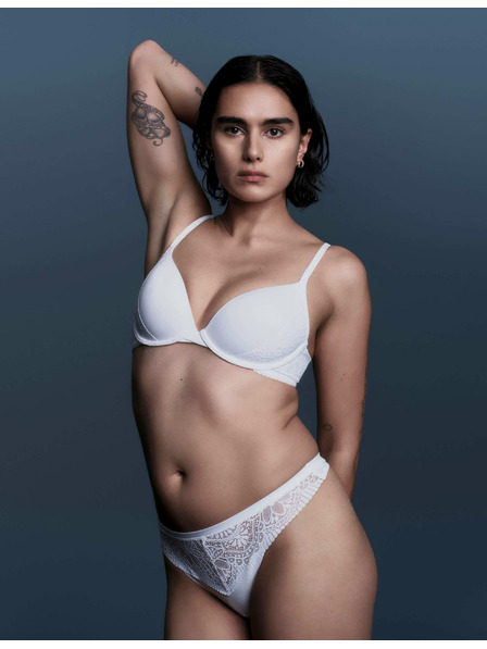 Marks & Spencer Sima Body Soft™ dekoltált melltartó csontokkal, méret A–E Marks & Spencer fehér