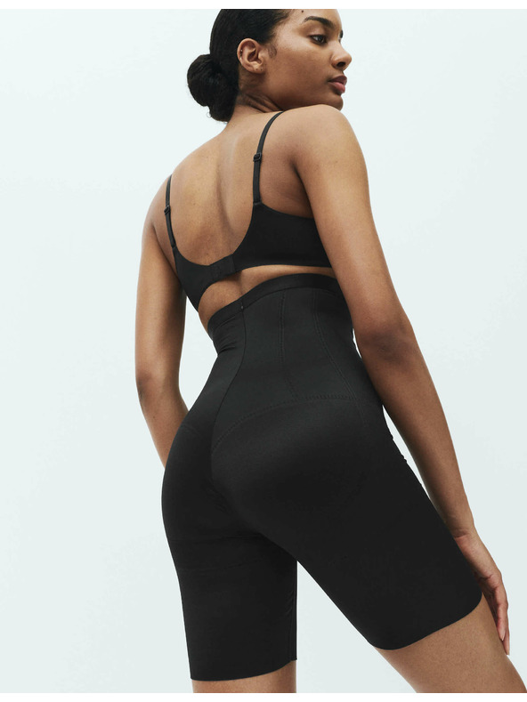 Marks & Spencer Marks & Spencer Magicwear™ technológiás alakformáló fűző fekete