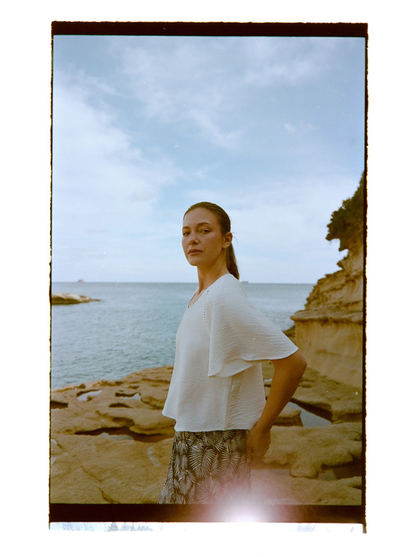 Moodo Ing széles ujjakkal fehér Moodo