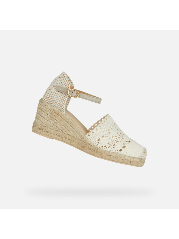 Geox Krémszínű női szandál Geox Gelsa Low