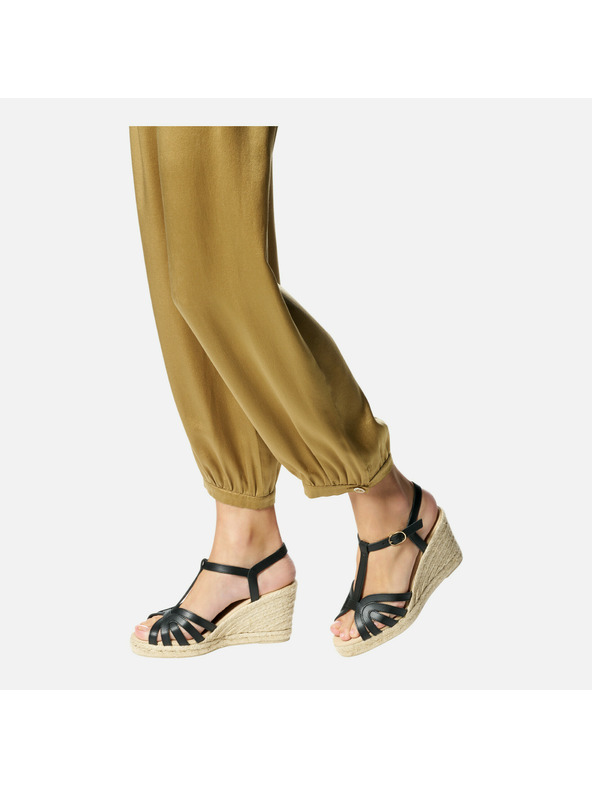 Geox Fekete női szandál Geox Gelsa