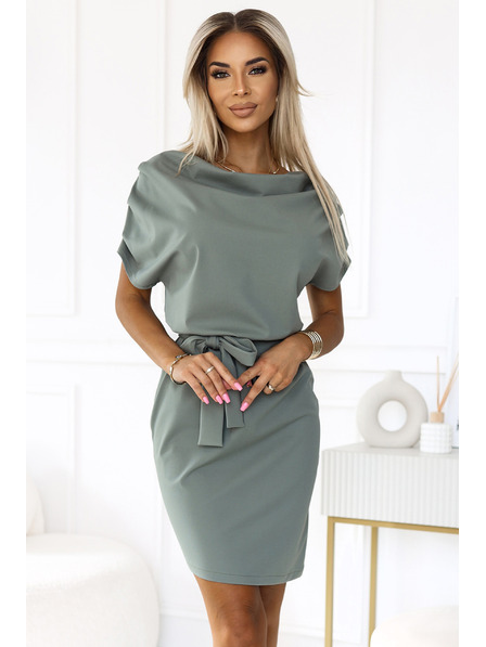 numoco Numoco ROXI ruha aszimmetrikus szoknyával és övvel