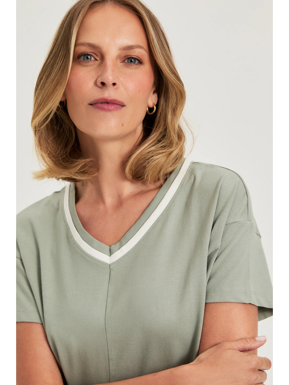 Moodo Olívazöld V-nyakú blúz Moodo