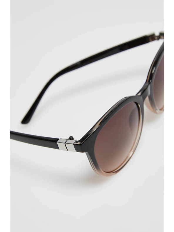 Moodo Napszemüveg fekete Moodo