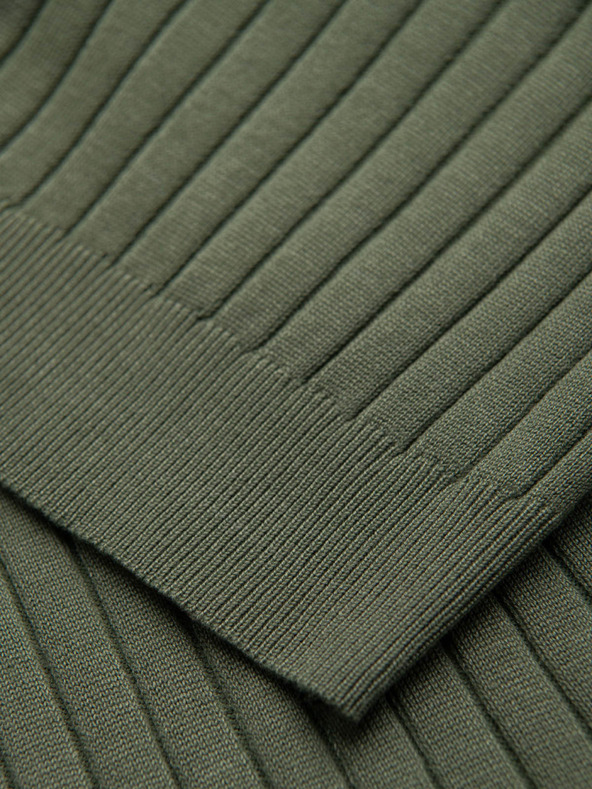 Ombre Clothing Férfi pólóing SLIM FIT viszkózból függőleges bordázattal - olívazöld V4 OM-POSS-0169 Ombre Clothing