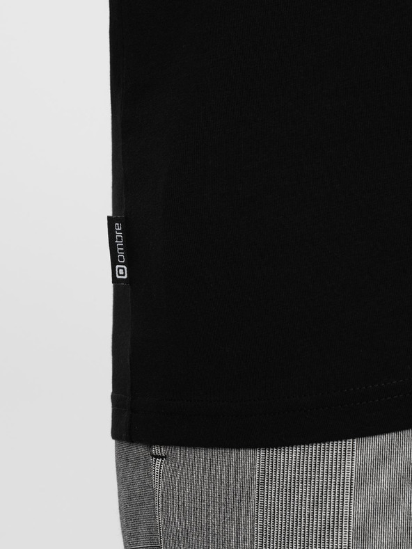 Ombre Clothing Férfi pólö V nyakkivágással és elasztánnal - fekete V3 S2040 Ombre Clothing