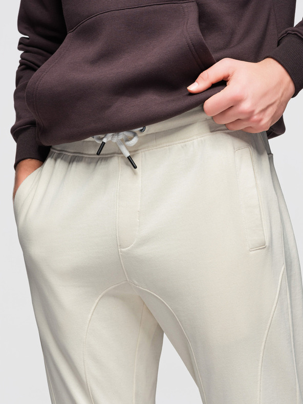 Ombre Clothing Férfi BASIC melegítő bordázott szárral - krém V11 OM-PABS-0305 Ombre Clothing