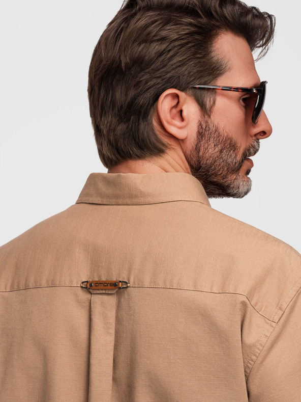 Ombre Clothing Férfi lenvászon ing klasszikus gallérral és zsebekkel REGULAR FIT - világos barna V7 OM-SHCS-0134 Ombre Clothing