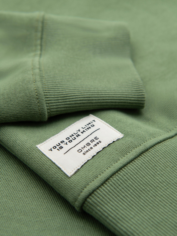 Ombre Clothing Férfi pulóver BASIC kerek nyakkivágással - zöld Ombre Clothing