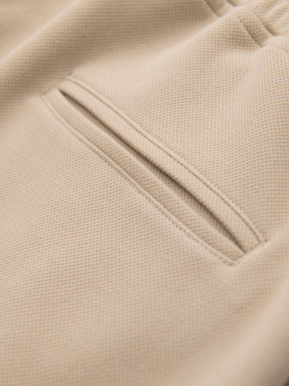 Ombre Clothing Férfi strukturált rövidnadrág REGULAR FIT - bézs V1 OM-SRSK-0124 Ombre Clothing