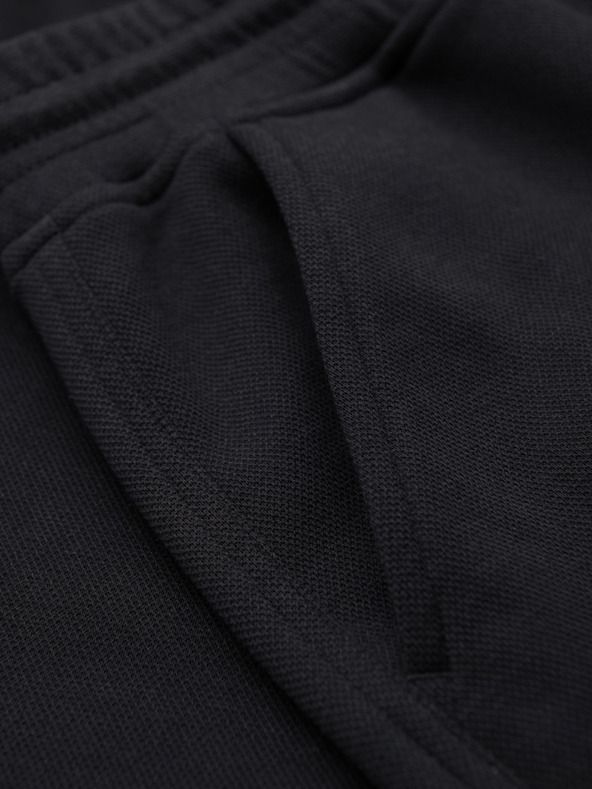 Ombre Clothing Férfi strukturált rövidnadrág REGULAR FIT - fekete V2 OM-SRSK-0124 Ombre Clothing