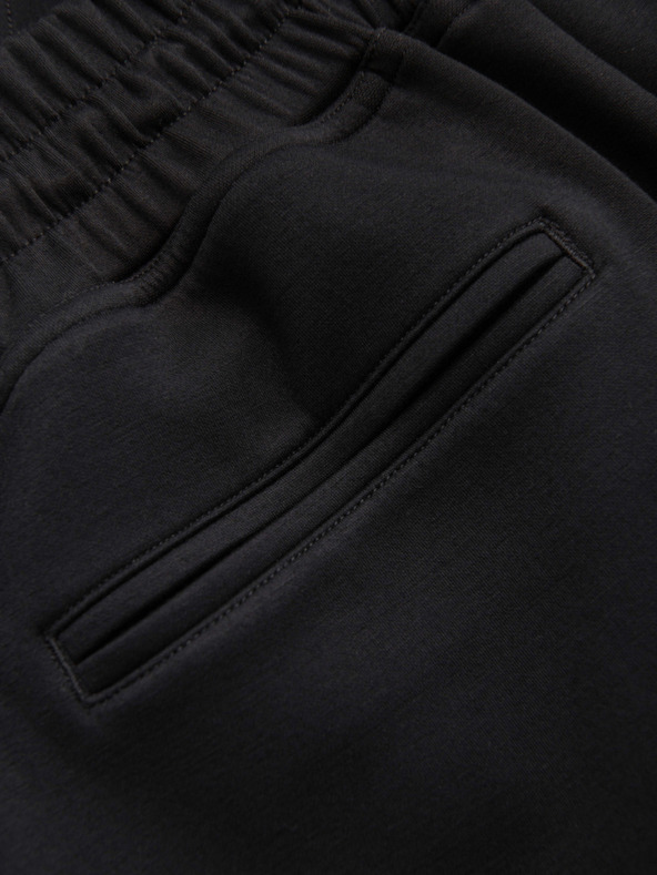 Ombre Clothing Férfi rövidnadrág REGULAR FIT sima kötöttből - fekete V1 OM-SRBC-0153 Ombre Clothing