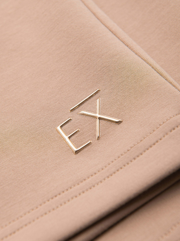 Ombre Clothing Férfi rövidnadrág REGULAR FIT sima kötöttből - bézs V3 OM-SRBC-0153 Ombre Clothing