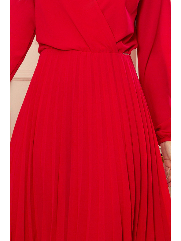 numoco ISABELLE Pliszírozott ruha kivágással és hosszú ujjal - Piros