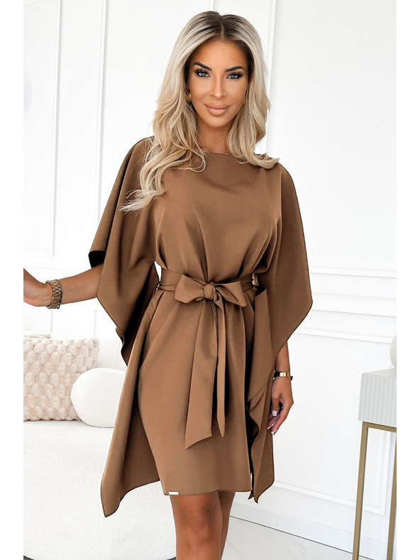 numoco SOFIA Pillangó ruha derékban megkötve - cappuccino