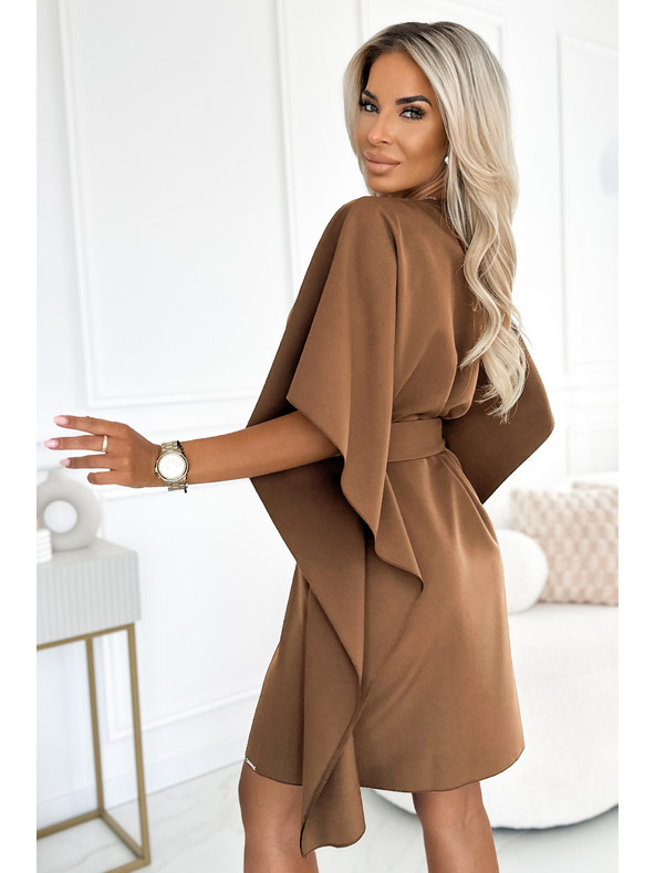 numoco SOFIA Pillangó ruha derékban megkötve - cappuccino