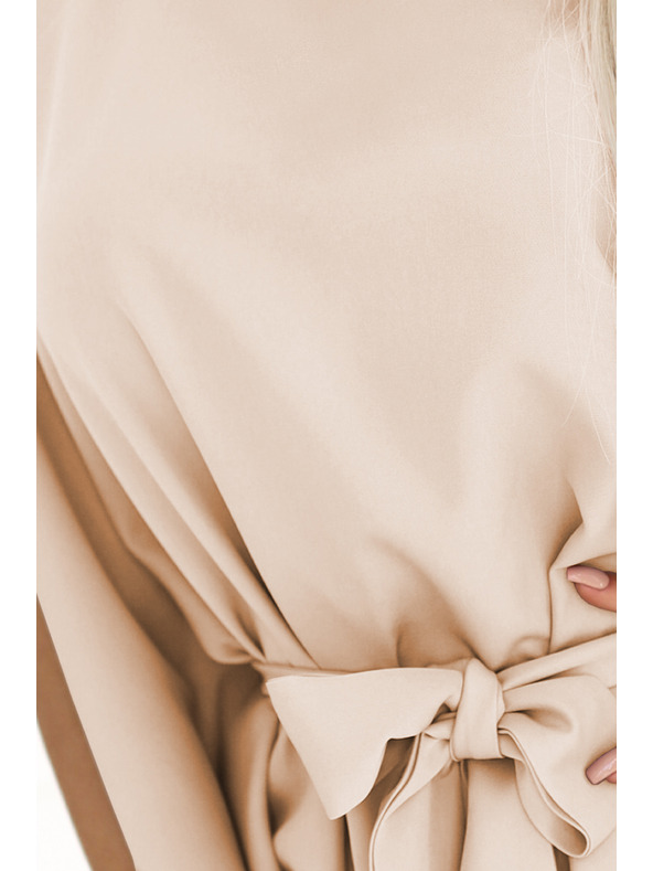 numoco SOFIA Pillangó ruha derékövvel - sötét bézs