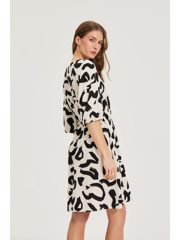 Moodo Moodo bézs viszózos nyomott ruha