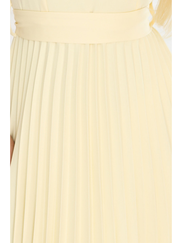 numoco LILA Klasszikus pliszírozott ruhák rövid ujjal és övvel - vajsárga