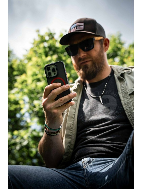 Tactical Tactical MagForce Hyperstealth 2.0 Tok Apple iPhone 16 Pro Black/Red