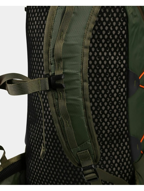 Kilpi Turisztikai és városi hátizsák Kilpi PACIFIC 20-U Khaki