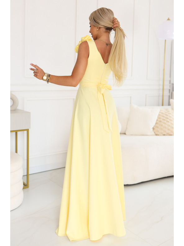 numoco Elegáns esti maxi ruha hasítékkal és rózsákkal - vajsárga