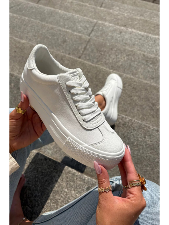 BIG STAR SHOES Női tornacipők platformon Big Star – fehér