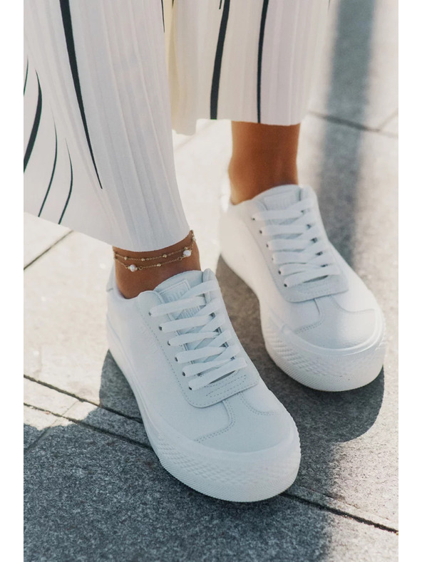 BIG STAR SHOES Női tornacipők platformon Big Star – fehér