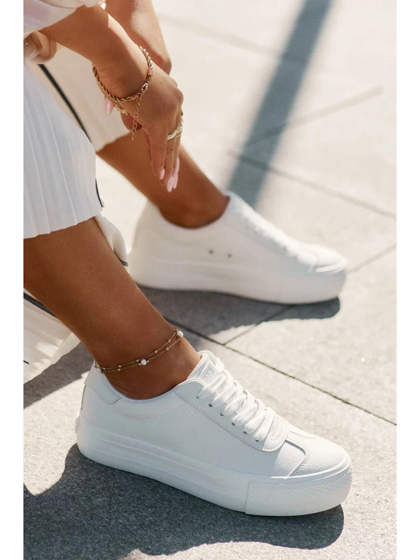 BIG STAR SHOES Női tornacipők platformon Big Star – fehér