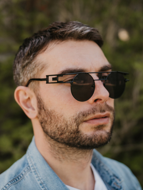 VEYREY Fekete unisex VeyRey Vethelthus napszemüveg