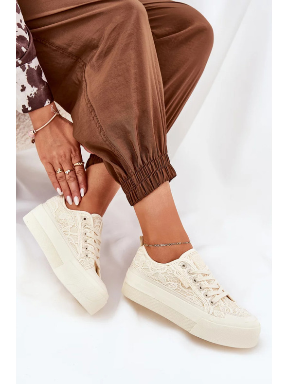 BIG STAR SHOES Női csipkés tornacipő Big Star – bézs