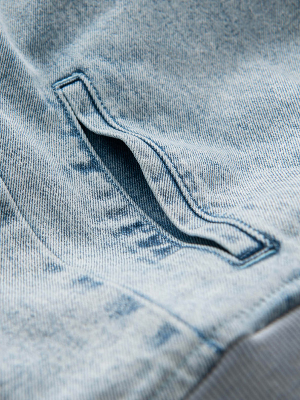 Ombre Clothing Férfi denim bomberdzseki kőmosás hatású - világoskék V3 OM-JADJ-0163 Ombre Ruházat