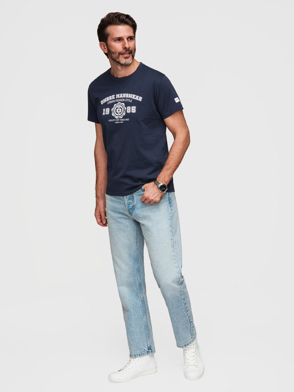 Ombre Clothing Férfi pamut póló egyetemi stílusú nyomattal - sötét kék V3 OM-TSPT-0269 Ombre Clothing
