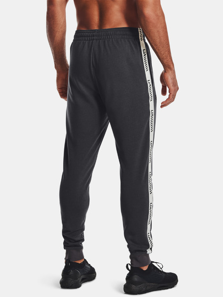 Under Armour Férfi melegítők Under Armour RIVAL TERRY LCKRTG JOGGER