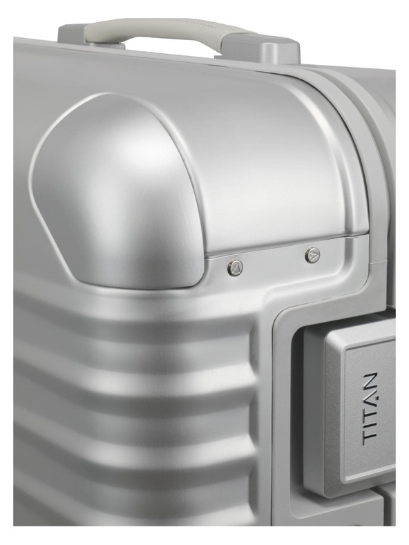 Titan Utazási bőrönd Titan Eternity L Silver