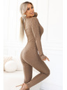 Kocula Kényelmes és elegáns bordázott női overál kivágással - mocha mousse