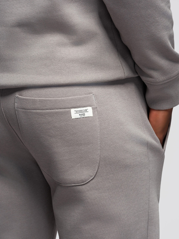 Ombre Clothing Férfi melegítő szett: kapucnis pulóver + regular fit nadrág - szürke V8 Z120 Ombre Clothing
