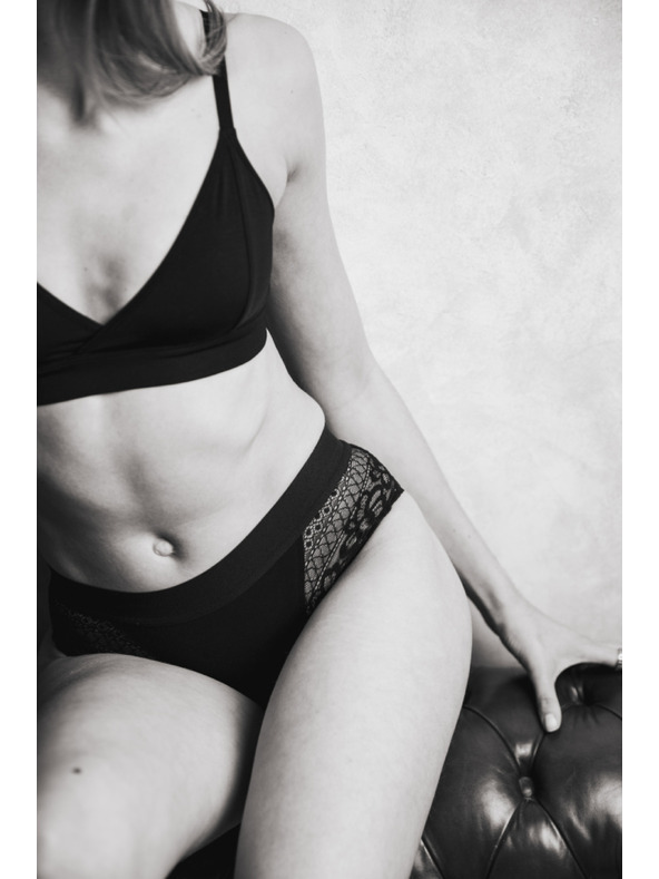 WUKA Menstruációs alsónadrág WUKA Ultimate™ Lace Hipster - Medium