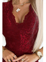 numoco Csipke testhez álló ruha rövid ujjakkal és nyakkivágással