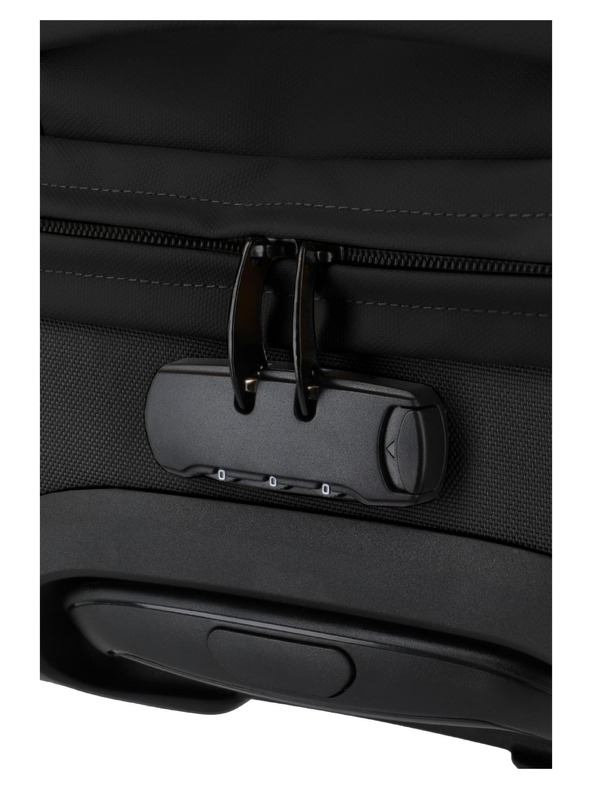 Travelite Travelite Bolonia Wheeled Duffle S Fekete