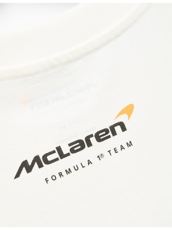 Marks & Spencer Tiszta pamut pólóing McLaren™ grafikai motívummal (2–16 év) Marks & Spencer fehér